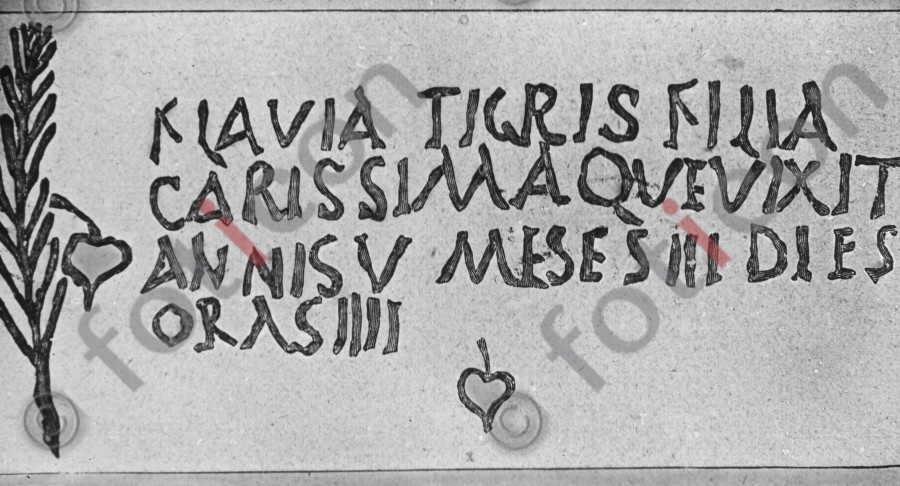 Inschrift in einer Katakombe | Inschrift in einer Katakombe (simon-107-051-sw.jpg)